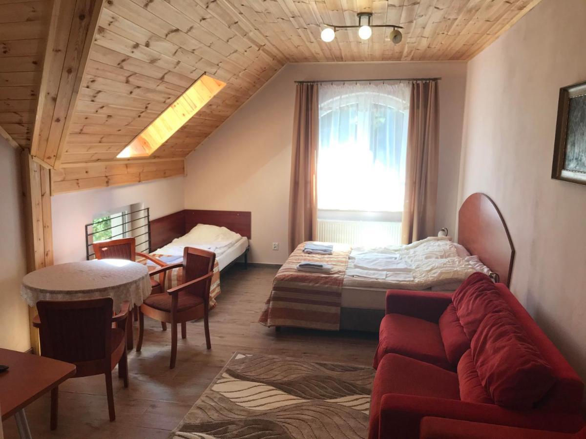 Gosciniec Twoje Mazury Nad Jeziorem Sniardwy Tuz Obok Plazy 노베 구티 외부 사진